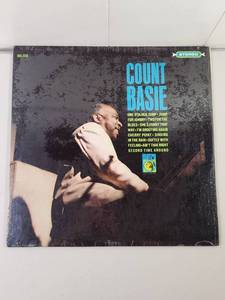 lot 149 image: Count Basie Self-Titled Vinyl LP - Metro Records MS-516 Stereo
