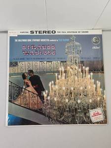 lot 152 image: Strauss Waltzes - Hollywood Bowl Symphony Orchestra LP Vinyl Record