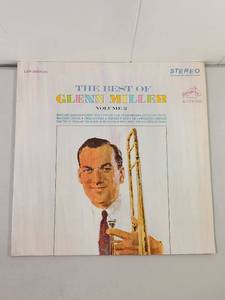 lot 250 image: The Best of Glenn Miller Volume 2 Vinyl LP