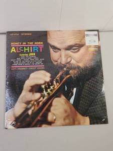 lot 290 image: Al Hirt Honey In The Horn LP Vinyl Record LSP-2733