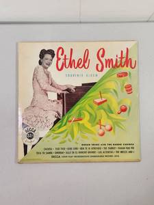 lot 328 image: Ethel Smith Souvenir Album - Decca DLP 5016 Vinyl LP