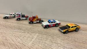 lot 67 image: AFX HO Scale Slot Car Lot of 5 - Race Cars and Semi Trucks