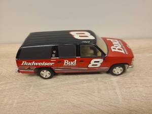 lot 90 image: Dale Earnhardt Jr. #8 Budweiser Chevy Suburban 124 Scale Die-Cast