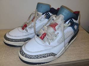 lot 93 image: Nike Air Jordan Spizike White True Blue