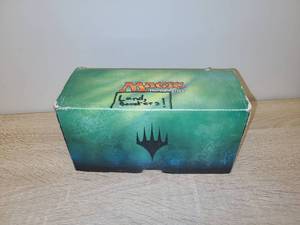 lot 107 image: Magic The Gathering Land & Booster Cards Bulk Lot