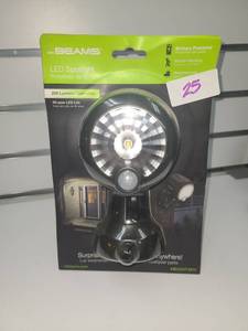 lot 25 image: Mr. Beams Motion Sensing Led Spotlight