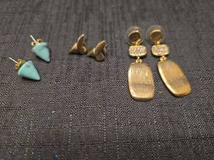 lot 50854 image: Mixed Earring Set - 3 Pairs Fashion Earrings