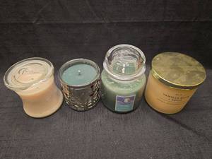 lot 50858 image: Scented Candle Collection - Yankee Candle Island Cooler, Oak Tree Sage & Lemongrass, Vanilla Bean Spice & More