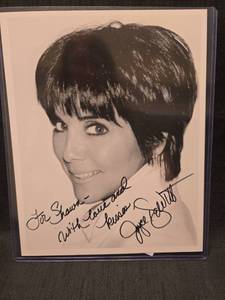 lot 50891 image: Joyce DeWitt Signed 8x10 Black and White Photo with COA