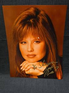 lot 50901 image: Signed Celebrity 8x10 Glossy Photo Personalized To Shawn