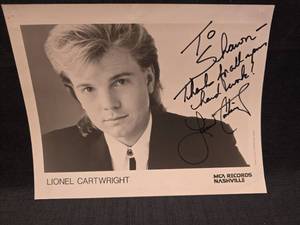 lot 50914 image: Lionel Cartwright Signed MCA Records Nashville Promo Photo