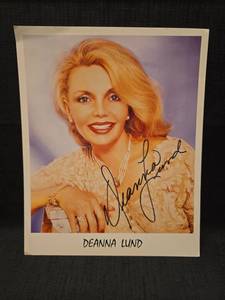 lot 50927 image: Deanna Lund Signed 8x10 Photo