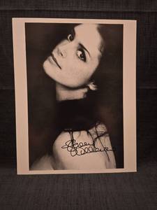lot 50972 image: JoBeth Williams Signed 8x10 Black and White Photo