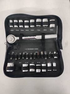 lot 61660 image: Socket Wrench Set