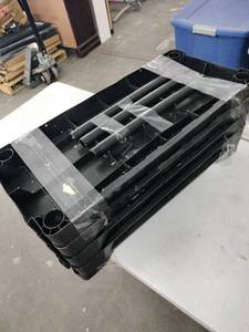 lot 61667 image: 5 Tier Plastic Storage Rack