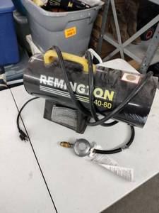 lot 61670 image: Remington 60,000 BTU portable forced air propane heater