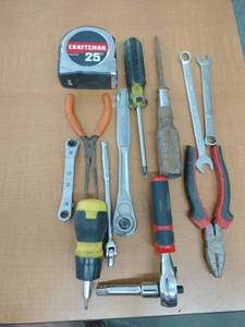 lot 61729 image: Lot of Miscellaneous Tools