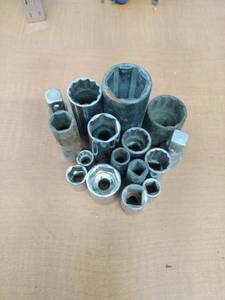 lot 61733 image: Lot of Socket Bits