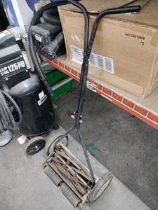 lot 61746 image: vintage Great States manual push reel mower