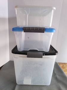 lot 109 image: Set of 3 Clear Plastic Storage Containers with Locking Lids