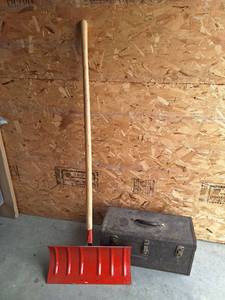 lot 121 image: Snow Shovel & Tool Box