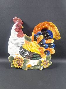 lot 19 image: Cock-A-Doodle Rooster Wall Hanging with Sunflowers and Ladybug