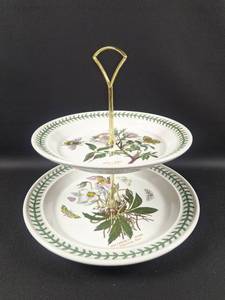 lot 28 image: The Botanic Garden Two-Tier Cake Stand with Brass Handle