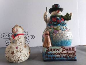 lot 143 image: Jim Shore Heartwood Creek Snow Bank Snowman & Glitter Snowman
