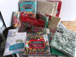 lot 149 image: All Seasons Tablecloth Collection