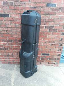 lot 168 image: Golf Guard Golf Club Travel Storage Hard Shell
