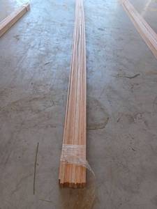 lot 60935 image: 100 Linear Feet Oak Casing