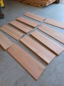 lot 60946 image: 10- 42 Inch Oak Stair Treads