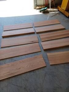 lot 60947 image: 10- 42 Inch Oak Stair Treads