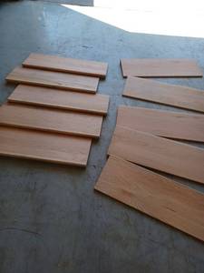 lot 60951 image: 10- 36 Inch Oak Stair Treads