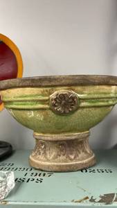 lot 60019 image: Decorative Pedestal Bowl with Green Crackle Glaze and Metal Medallion