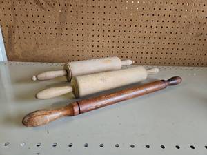 lot 5002 image: Lot of 3 Rolling Pins Kitchen Baking Tools