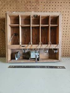 lot 5013 image: Indiana Cash Drawer Co. Wooden Cash Register Drawer 5-Compartment