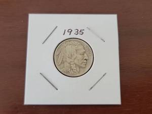 lot 10002 image: 1935 Buffalo Nickel Five Cents US Coin