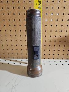 lot 5042 image: Vintage Military Flashlight with Ribbed Body and Threaded Cap