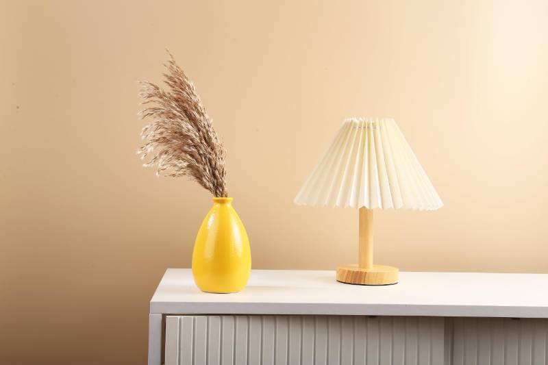 lot 2114 image: LSBTAUCP-Ceramic vase,Yellow vase for Home Decoration, Modern Style Dry vase, Dining Room Bedroom Office�� - Retail $13