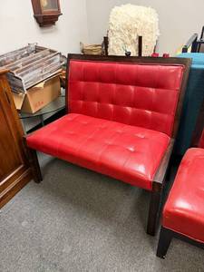 Red vinyl bench seat with tufted back36 x 39 x 24 in