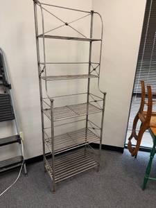 lot 7 image: Iron bakers rack72 x 24 x 13 in