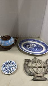 lot 1046 image: Sadler Staffordshire Teapot, Blue Willow Oval Platter, Floral Ceramic Dish & Teapot Trivet