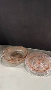 lot 1050 image: Pink Depression Glass Bowl and Divided Relish Dish Set