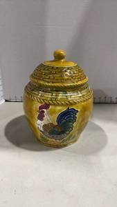 lot 1055 image: Ceramic Rooster Cookie Jar with Basket Weave Lid