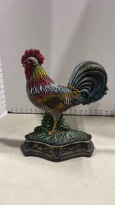 lot 1057 image: Hand-Painted Cast Iron Rooster Door Stop Figurine