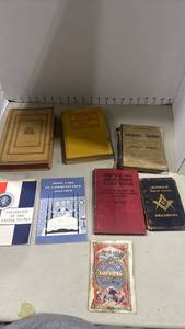 lot 1092 image: Collection of 8 Early American Books and Handbooks