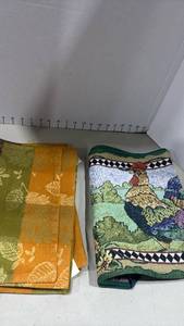 lot 1123 image: Rooster table runner and fall cloth place mats