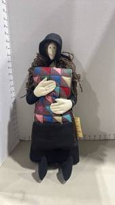 lot 1124 image: Handmade Folk Art Cloth Doll Holding Patchwork Quilt with Quilting Bee Tag