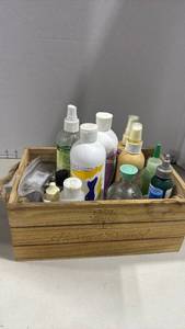 lot 1142 image: Harry & David Wooden Crate with Pet Grooming Supplies Lot